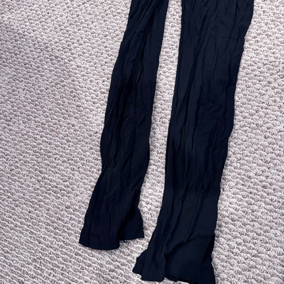 Abercrombie and Fitch open back jumpsuit - Picture 4 of 5